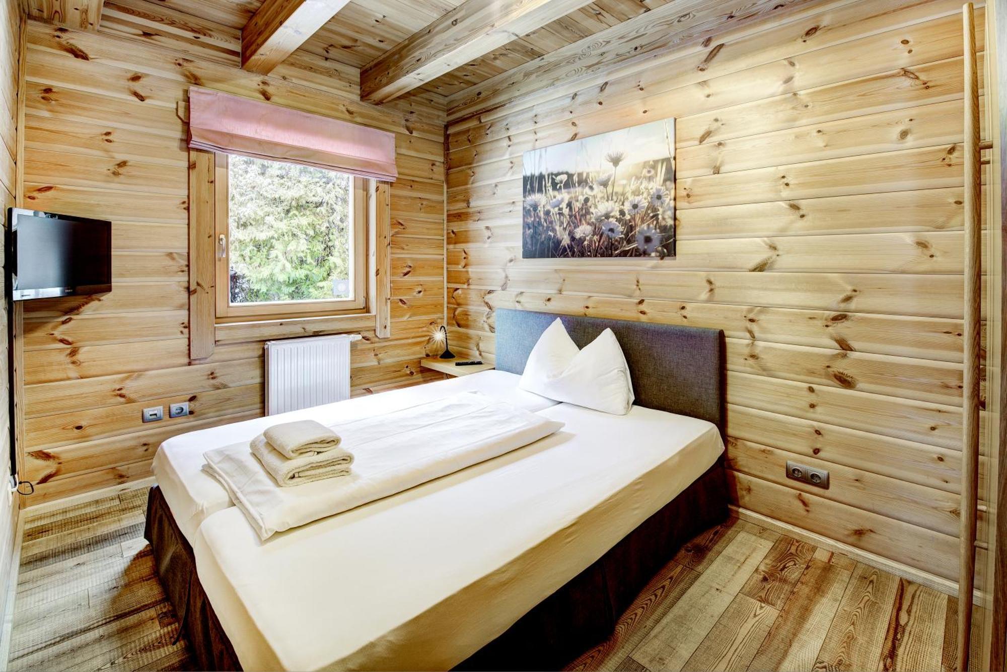 צל-אם-זי Chalet Dacha Mit Finnischer Sauna מראה חיצוני תמונה