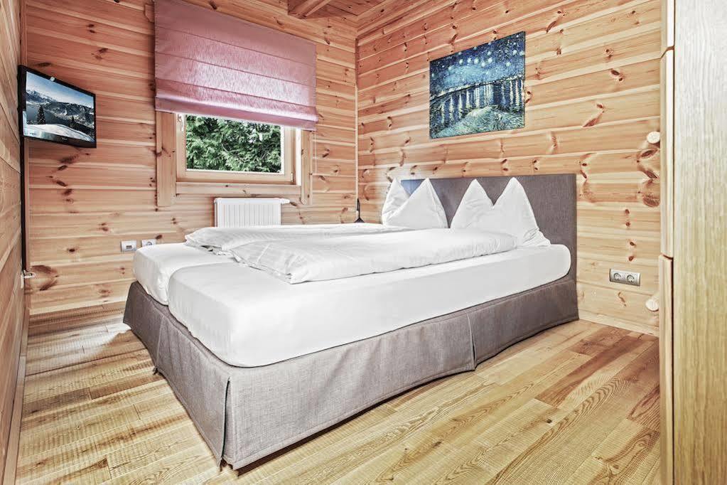 צל-אם-זי Chalet Dacha Mit Finnischer Sauna מראה חיצוני תמונה